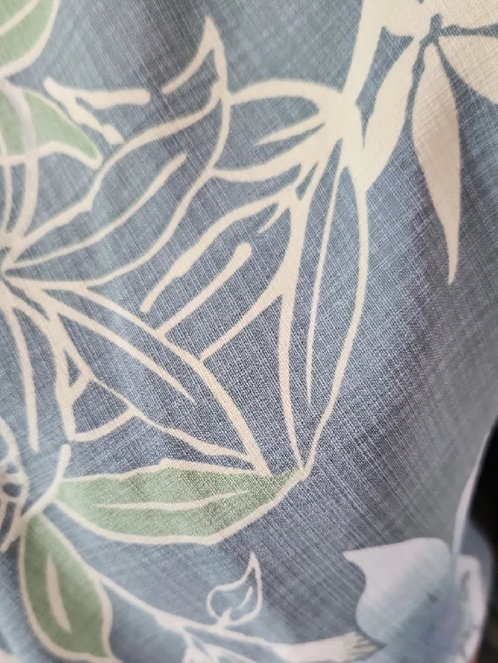 Tommy Bahama Green Floral Tie-Front Button Down Shirt, Med - Picture 2 of 9